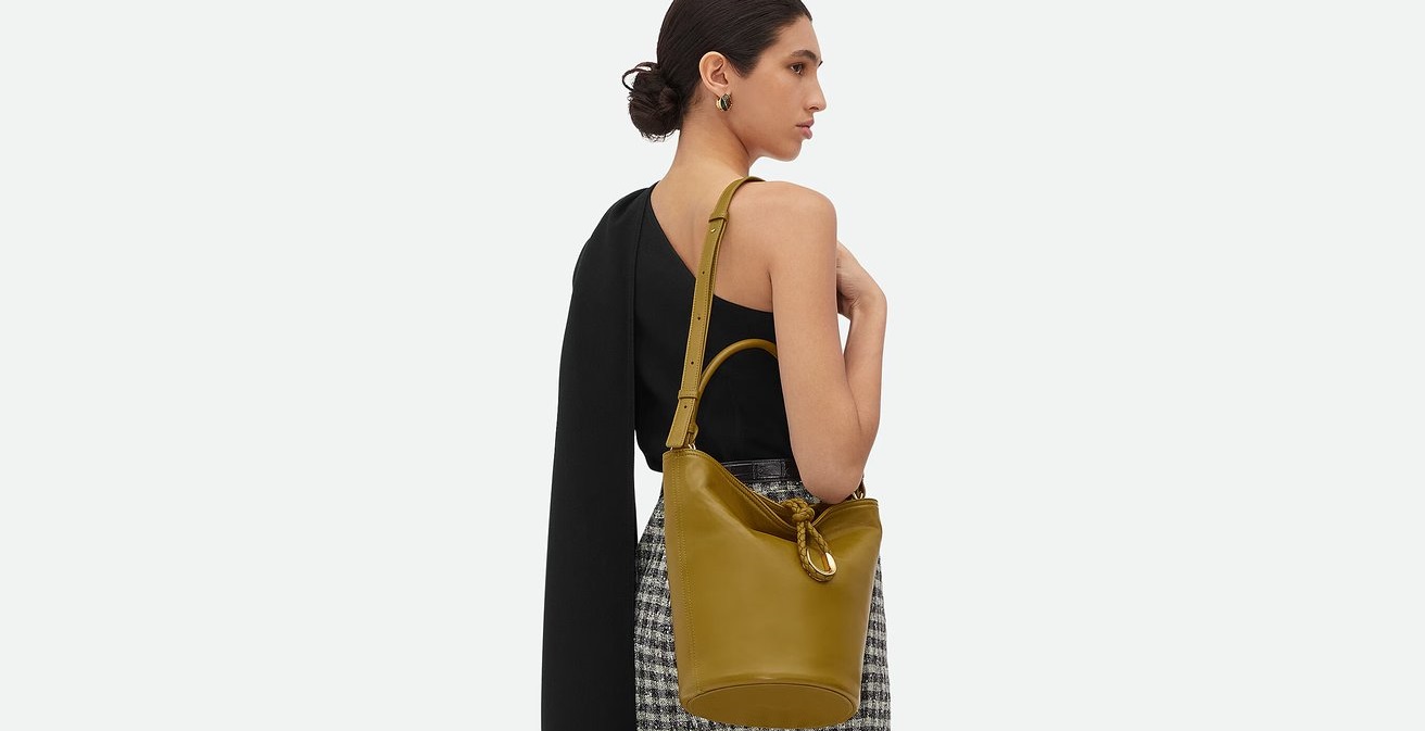 Bottega Veneta Liberta : La Réinvention Iconique du Sac Seau pour le Resort 2025